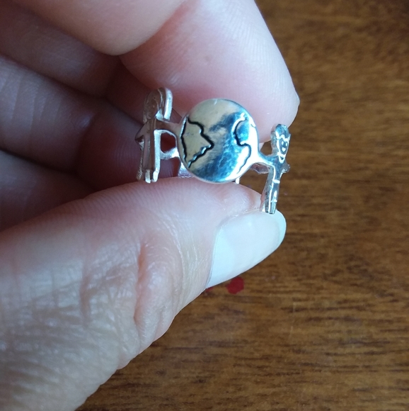 Sterling silver ring - Picture 2 of 9